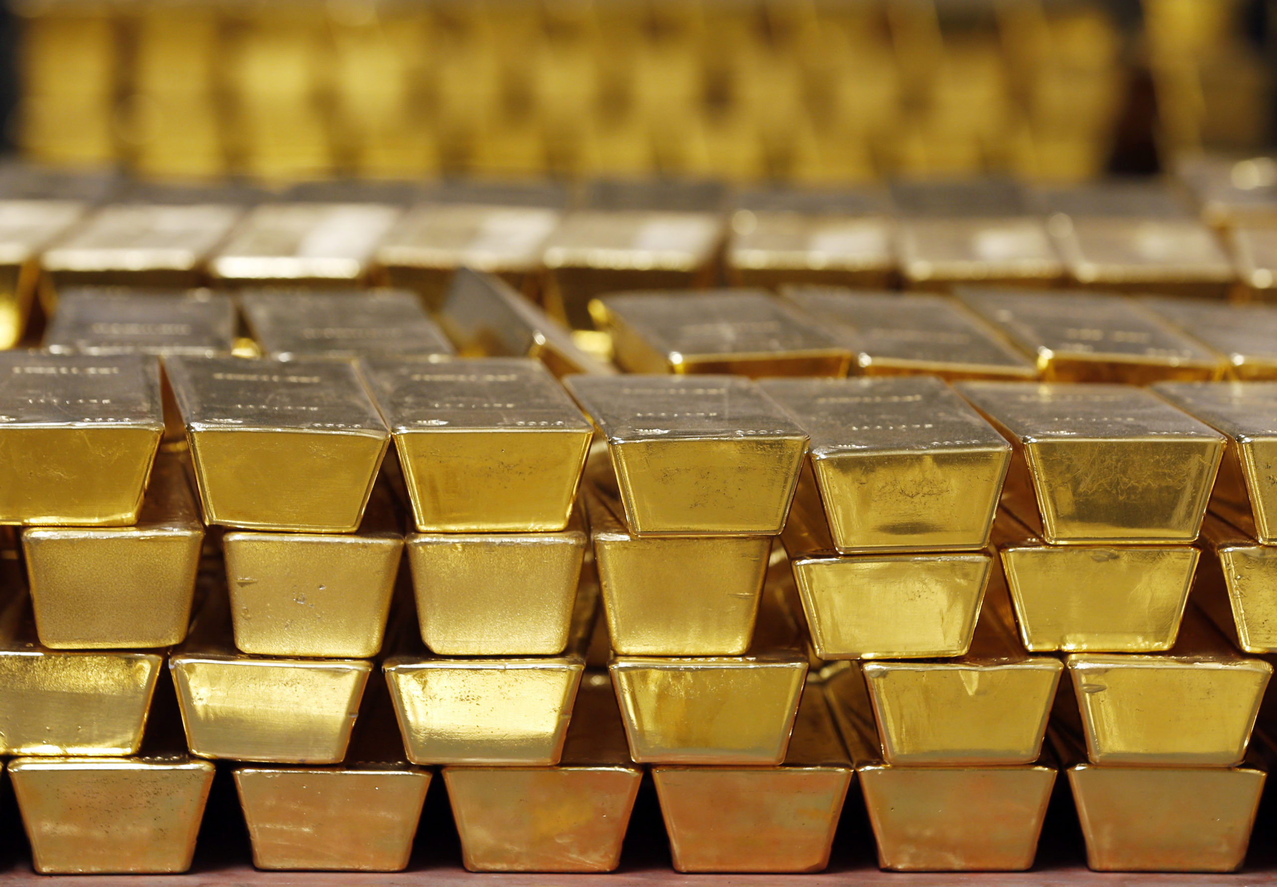 2020 Gold Rush: How to Trade $2,000 Gold