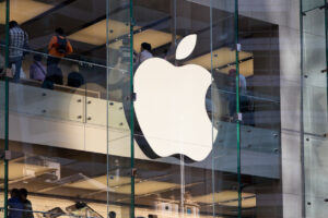 Is Apple Stock Worth it?
