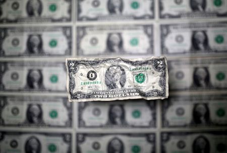 Dollar dips against yen, claws back losses against euro