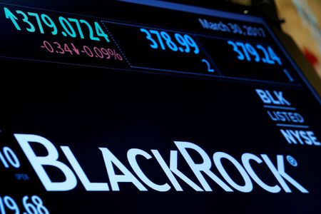 Bond ETFs draw in record $300 billion in 2023 – BlackRock