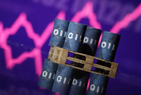 Oil little changed as stronger dollar counteracts Red Sea disruptions