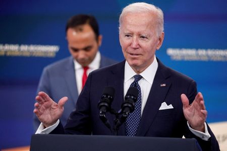 Biden admin unveils proposed curbs on overdraft fees