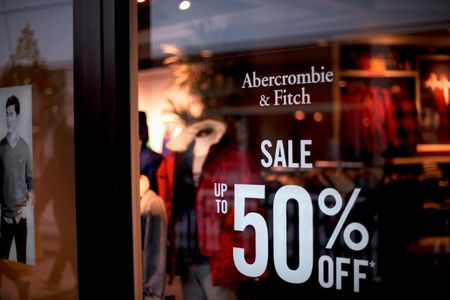 Solid US retail sales give economy a boost heading into 2024