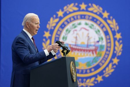 US unveils roadmap to study, shift government spectrum for wireless use